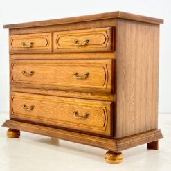 Ąžuolinė trijų stalčių komoda 48x107x85 cm