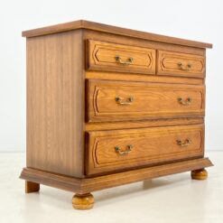 Ąžuolinė trijų stalčių komoda 48x107x85 cm