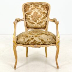 Provanso stiliaus medinis krėslas su augalų motyvų gobelenu 60x60x88 cm, 45 cm