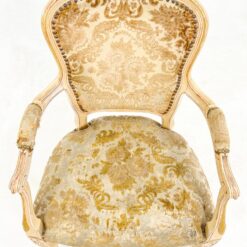 Provanso stiliaus medinis krėslas su augalų motyvų gobelenu 60x60x88 cm, 45 cm