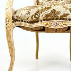 Provanso stiliaus medinis krėslas su augalų motyvų gobelenu 60x60x88 cm, 45 cm