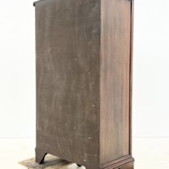 Aukšta riešutmedžio septynių stalčių komoda 40x78x134,5 cm