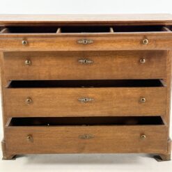 Ąžuolo masyvo keturių stalčių komoda 52,5x126x95 cm