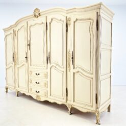 Provanso stiliaus ąžuolinė penkių durų ir trijų stalčių rūbų spinta 65x300x216 cm