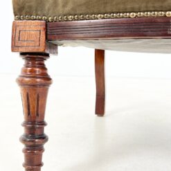 Drožinėtas raudonmedžio krėslas su veliūru 70x61x99 cm, 42 cm