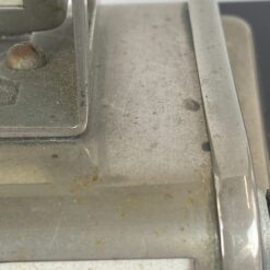 Itališkas vintažinis mechaninis stalinis kalendorius – rašiklių stovas ant akmens pagrindo 18x31x14 cm