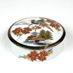 Apvali japoniška porcelianinė dėžutė 9,5×9,5×3,5 cm