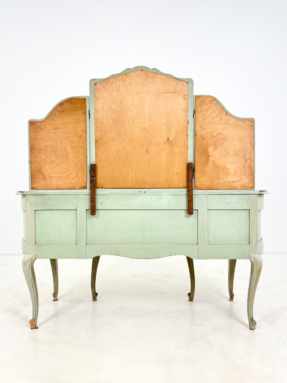 DR0203-kosmetines-komodos-9 Provanso stiliaus kosmetinis staliukas 50x151x144 cm