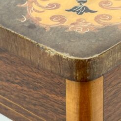 Muzikinis riešutmedžio siuvinėjimo staliukas 34x44x50 cm