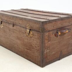 Senovinė kelioninė skrynia su rankenomis šonuose 51x86x43 cm
