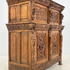 Ąžuolinė drožinėta XIX a. pradžios keturių durų komoda 57×125,5×131,5 cm