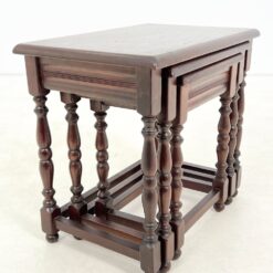 Ąžuoliniai lizdiniai staliukai 3 vnt. komplektas 33,5x50x46 cm