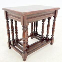 Ąžuoliniai lizdiniai staliukai 3 vnt. komplektas 33,5x50x46 cm