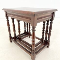 Ąžuoliniai lizdiniai staliukai 3 vnt. komplektas 33,5x50x46 cm