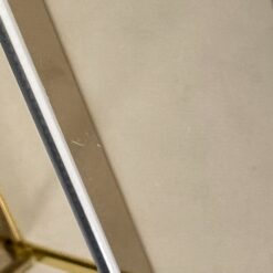 Pastatoma aukso spalvos metalinio rėmo lentyna su stiklu 42,5×76,5×178 cm