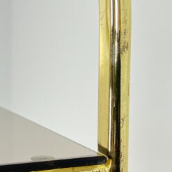 Pastatoma aukso spalvos metalinio rėmo lentyna su stiklu 42,5×76,5×178 cm