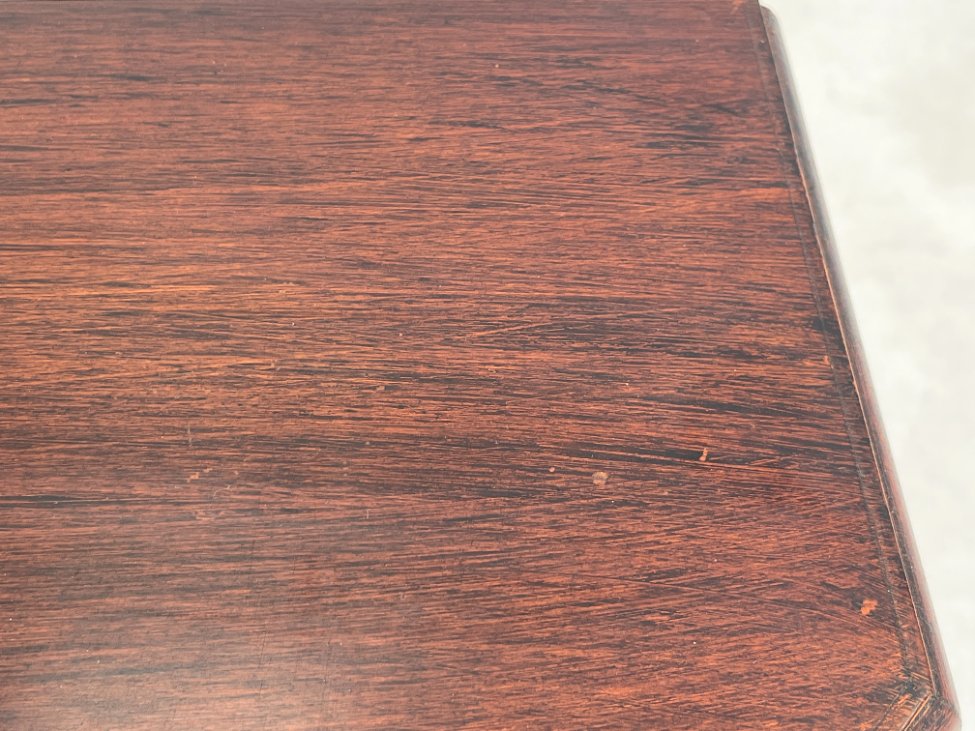 DR0214-komodos-12 Riešutmedžio dviejų durų ir vieno stalčiaus komoda 37x99x83 cm