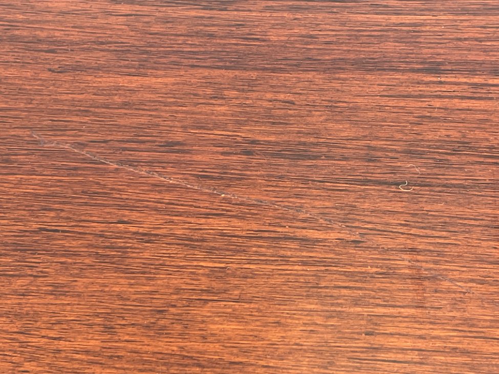 DR0214-komodos-13 Riešutmedžio dviejų durų ir vieno stalčiaus komoda 37x99x83 cm