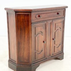 Riešutmedžio dviejų durų ir vieno stalčiaus komoda 37x99x83 cm