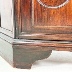 Riešutmedžio dviejų durų ir vieno stalčiaus komoda 37x99x83 cm