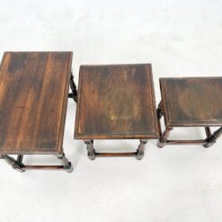 Ąžuoliniai staliukai 3 vnt. komplektas 51x60x47 cm