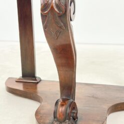 Raudonmedžio konsolė 53,5x107x67 cm