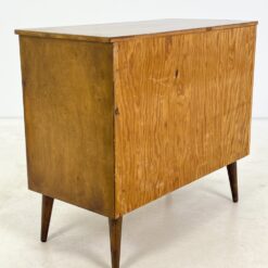 Mid Century riešutmedžio trijų stalčių komoda 42x83x71,5 cm