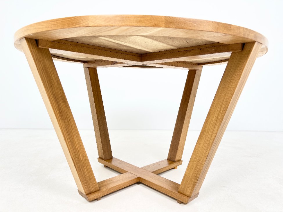 DR0221-stalai-6 Modernus apvalus ąžuolinis valgomojo stalas 131x131x79,5 cm