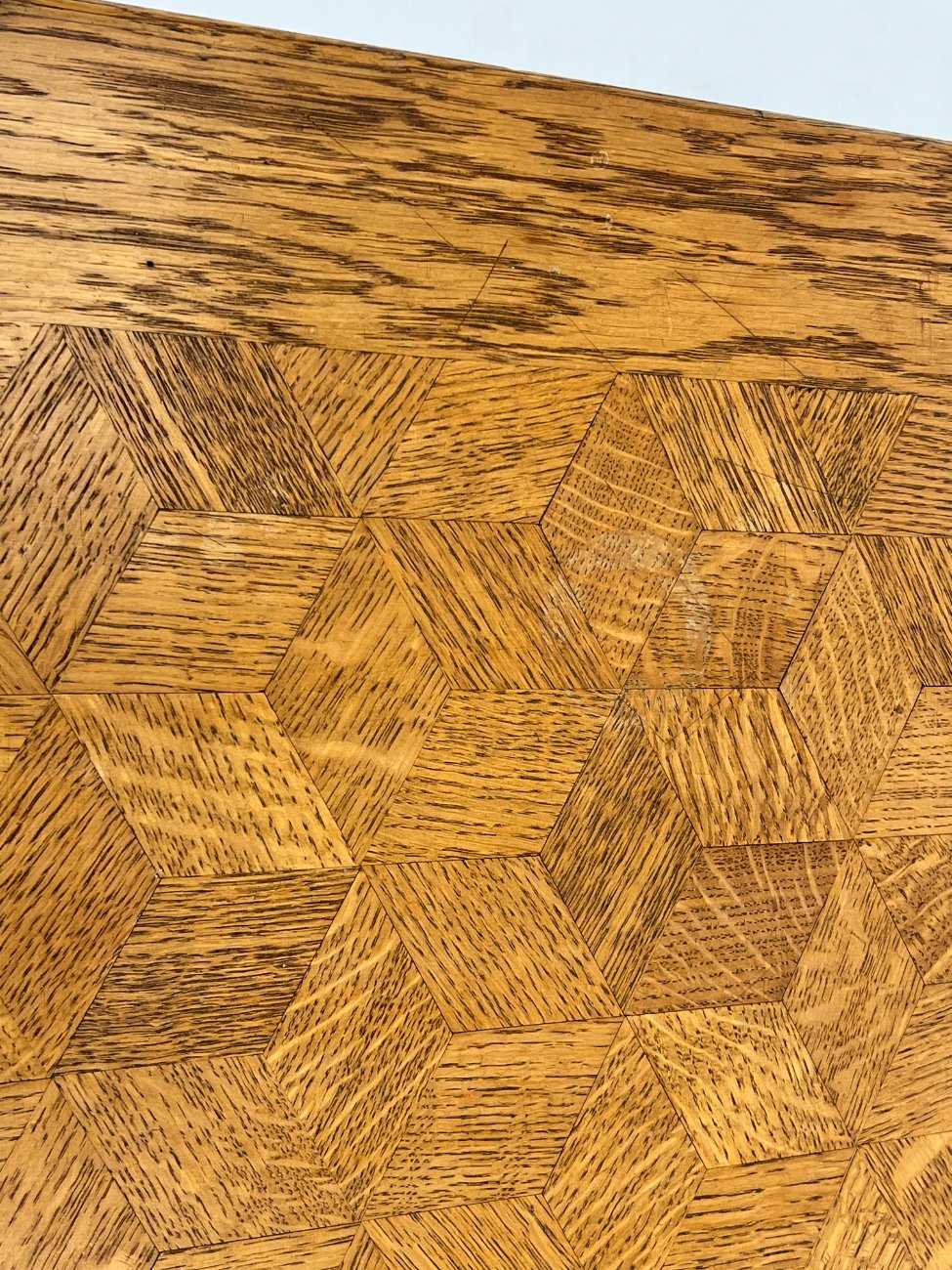 DR0223-stalai-15 Ąžuolinis išskleidžiamas valgomojo stalas 99,5×147,5+(2×65)x77 cm