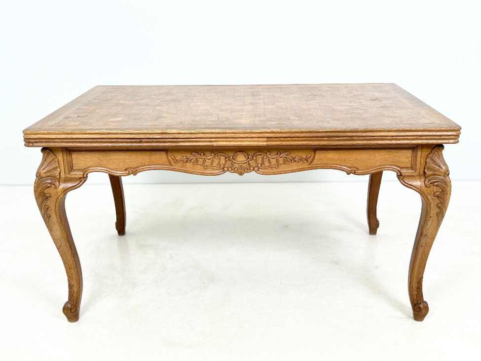 DR0223-stalai-2 Ąžuolinis išskleidžiamas valgomojo stalas 99,5×147,5+(2×65)x77 cm