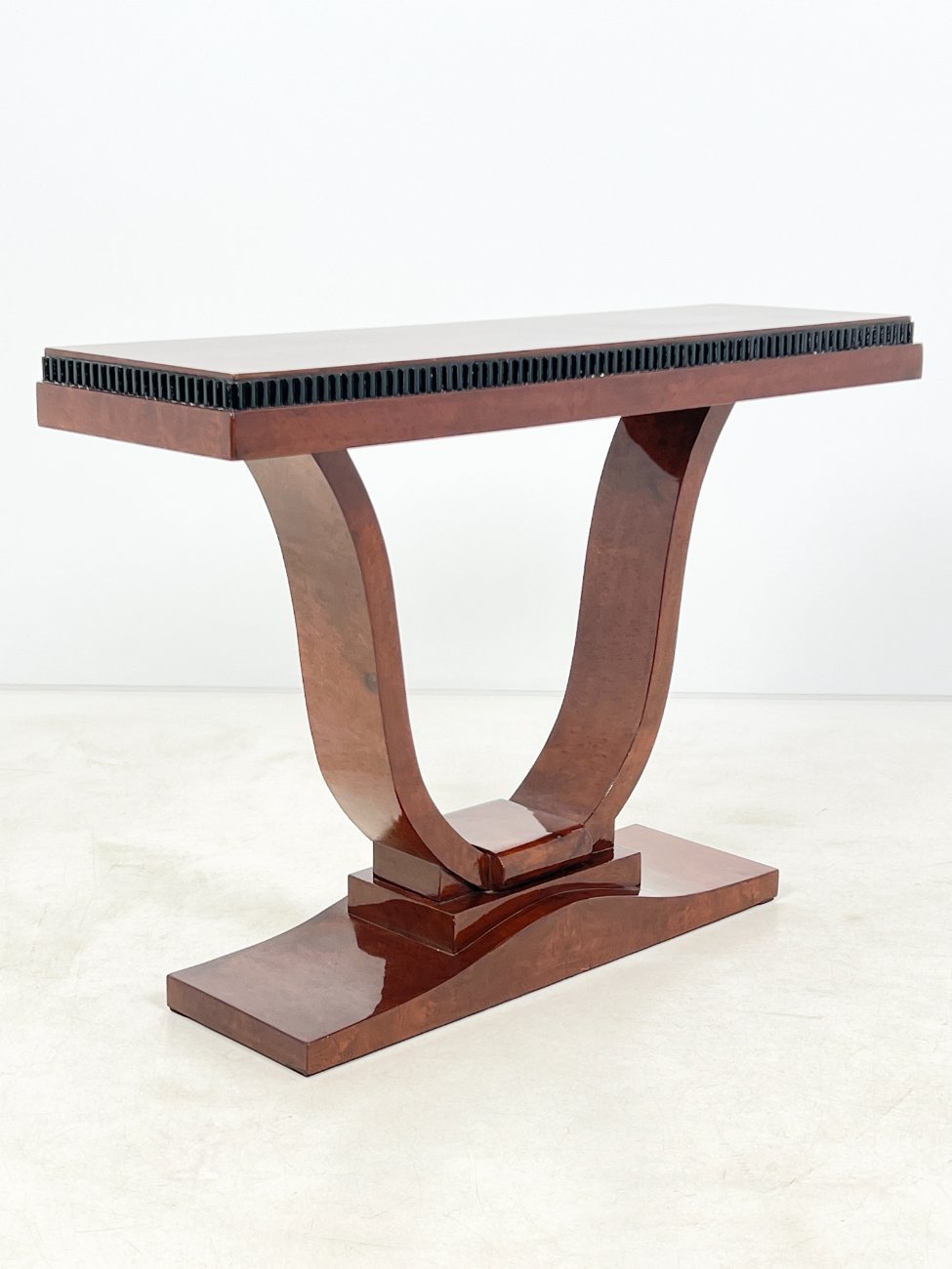 HF0448-stalai-3 Art deco stiliaus konsolė 36,5×119,5×85 cm