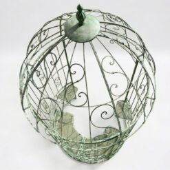 Metalinė sodo pavėsinė su integruotais staliukais ir suoliuku 166x166x330 cm