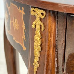 Liudviko XV laikotarpio stiliaus konsolė su stalčiuku 31x64x75 cm