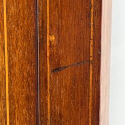 Britiško stiliaus, riešutmedžio vitrina 30x91x179 cm