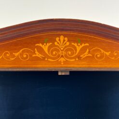 Britiško stiliaus, riešutmedžio vitrina 30x91x179 cm