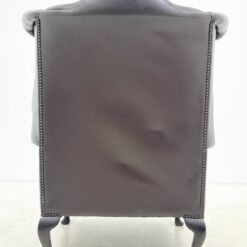 Klasikinio stiliaus odinis juodos spalvos fotelis 92x89x107 cm, 45 cm