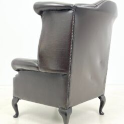 Klasikinio stiliaus odinis juodos spalvos fotelis 92x89x107 cm, 45 cm