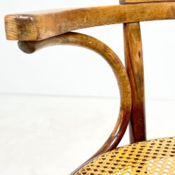 Thonet stiliaus medinis krėslas su ratanu 54×55,5×79 cm, 47 cm