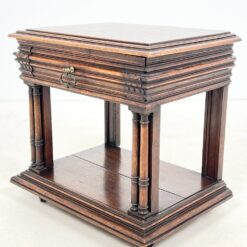 Ąžuolinė spintelė ant ratukų su stalčiumi 46×64,5×65 cm