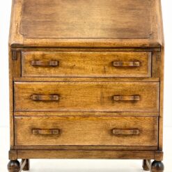 Ąžuolinis trijų stalčių sekreteras su oda 39x76x102 cm