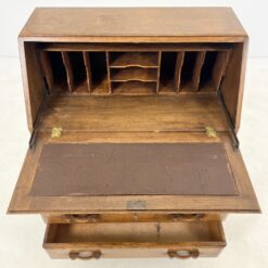 Ąžuolinis trijų stalčių sekreteras su oda 39x76x102 cm