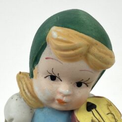 Porcelianinė statula “Mergaitė ir šuniukas” 5×7,5×11,5 cm