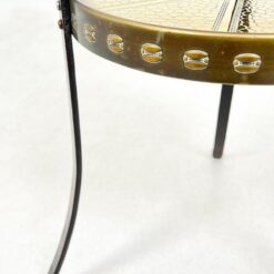 Kalvio darbo metalinis staliukas su žalvariu 47,5×47,5×73 cm