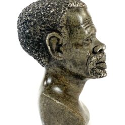 Akmeninė Afrikos vyro statula 10x7x15,5 cm