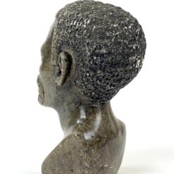 Akmeninė Afrikos vyro statula 10x7x15,5 cm