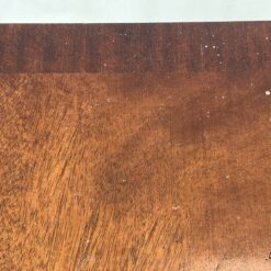 Raudonmedžio sekreteras su keturiais stalčiais 42x75x96 cm