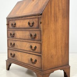 Raudonmedžio sekreteras su keturiais stalčiais 42x75x96 cm