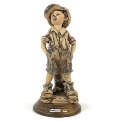 G. Armani keramikinė statula “Berniukas su cigaru” 12,5×12,5×25,5 cm