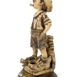 G. Armani keramikinė statula “Berniukas su cigaru” 12,5×12,5×25,5 cm