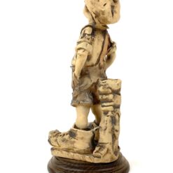 G. Armani keramikinė statula “Berniukas su cigaru” 12,5×12,5×25,5 cm